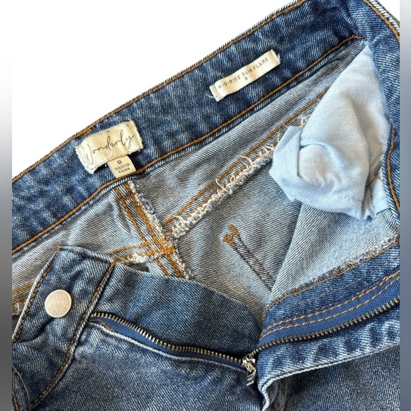 Wonderly Mid Rise Slim Flares - Picture 8 of 10